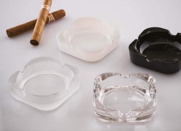 Ashtray / 10cm / Square / 24 pcs