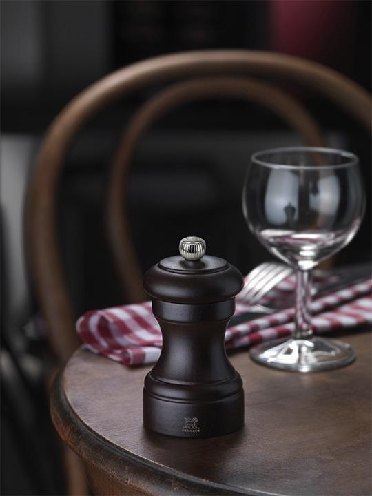 Bistro Pepper Grinder /10cm/ Dark Brown