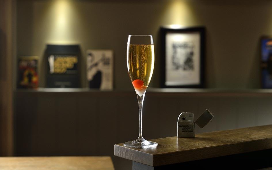 Premium Flute Glass / 25cl / 6 pcs
