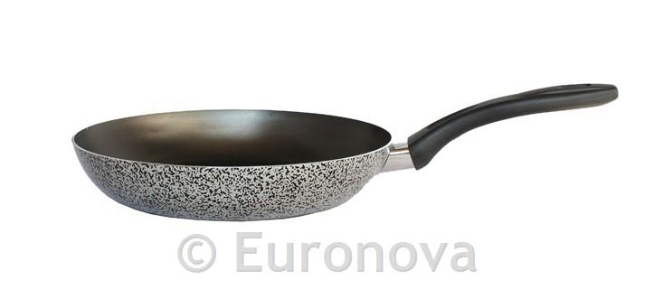 Aluminum pan / 28cm /2,5mm/ Nonstick