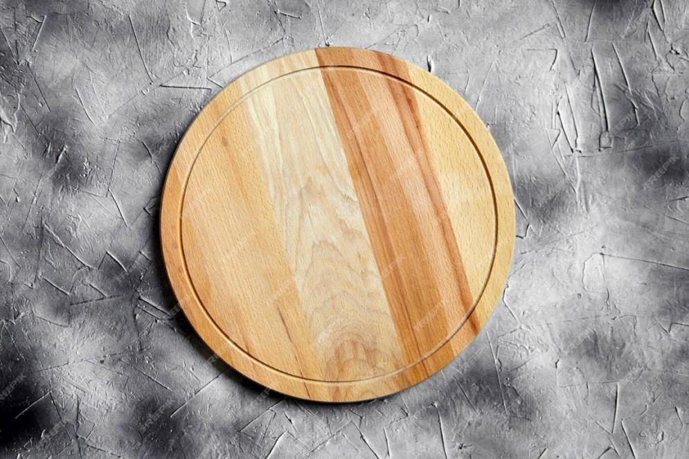 Wooden serving board / 30 cm