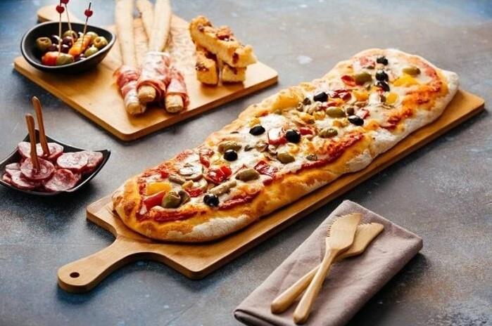 Wooden serving board / 61x17cm