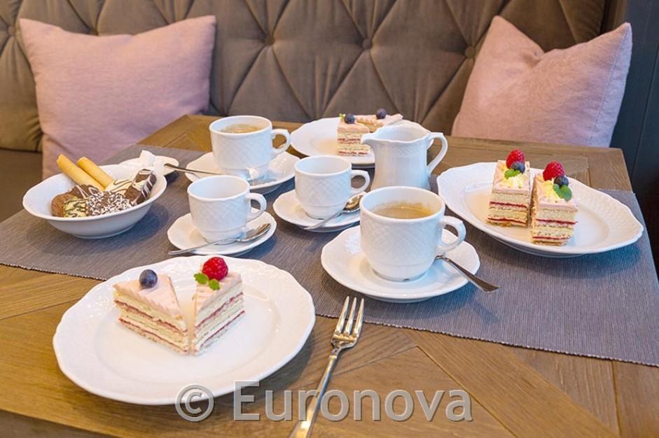 La Reine Saucer / za 15cl / 1kos