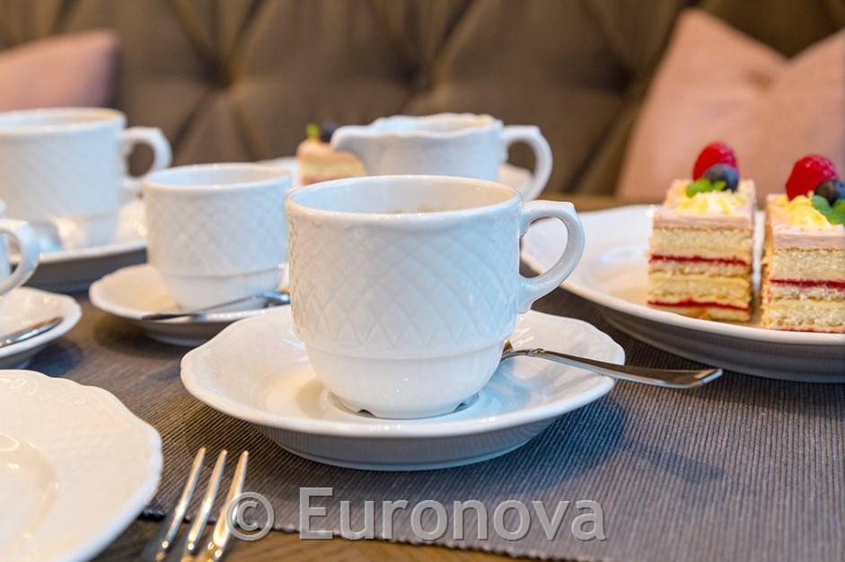 La Reine Saucer / za 15cl / 1kos