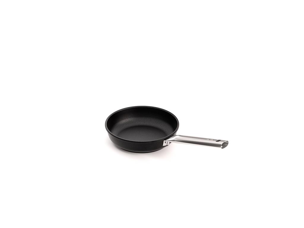 Aluminum pan / 20cm / 3mm / Nonstick