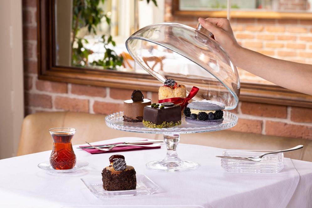 Patisserie Stand & Dome / 32cm