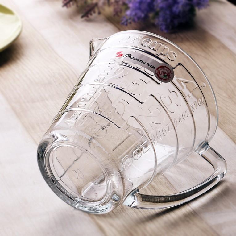 Basic Measuring Jug / 1165ml
