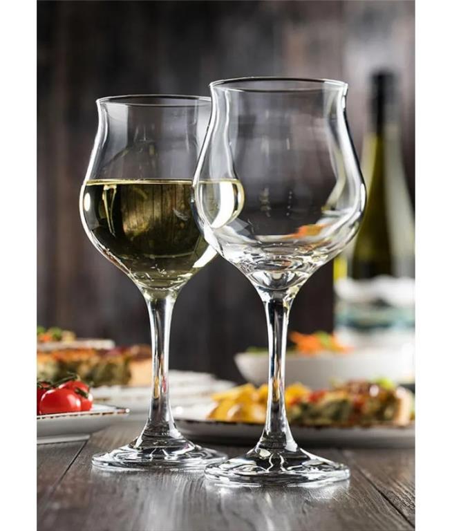 Wavy Wine Glass / 47cl